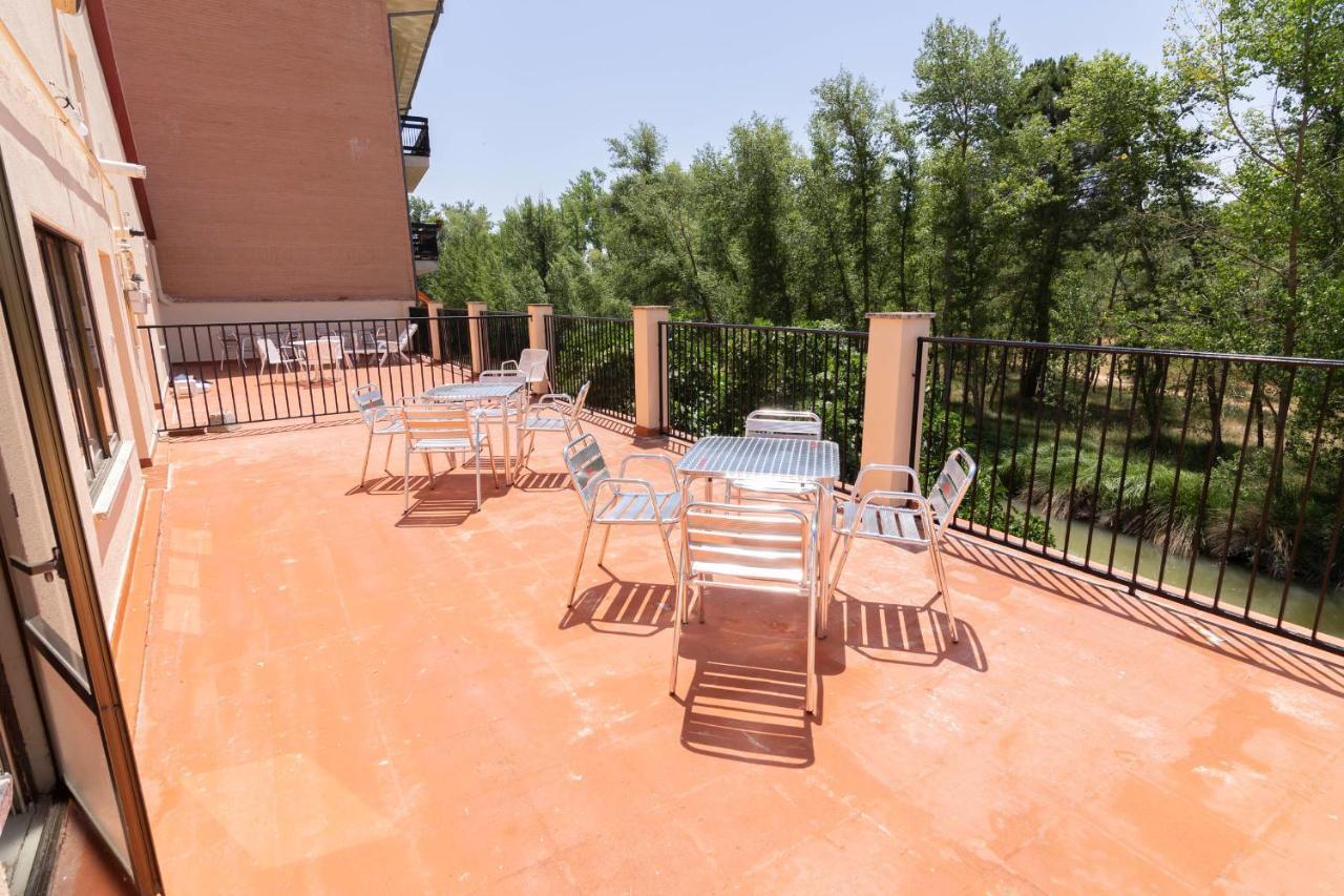 Apartamentos El Balcon Del Duero San Esteban De Gormaz Ngoại thất bức ảnh